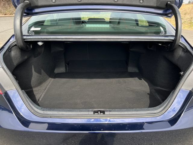 Used 2021 Toyota Camry SE w/ Audio Upgrade Package FWD image 13