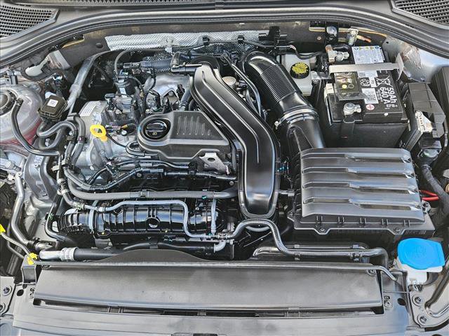 Used 2024 Volkswagen Jetta SE FWD image 21