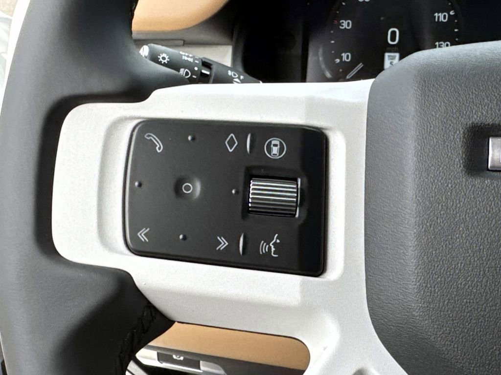 New 2026 Land Rover Defender 130 S image 32