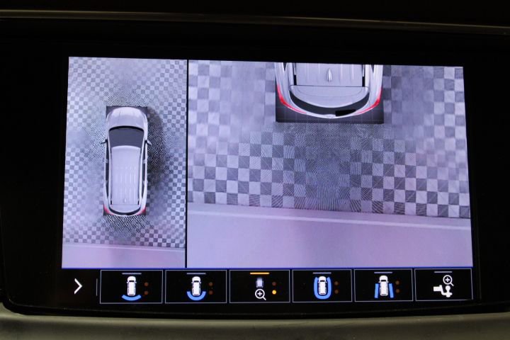 Used 2020 Buick Enclave Avenir w/ Avenir Technology Package image 57