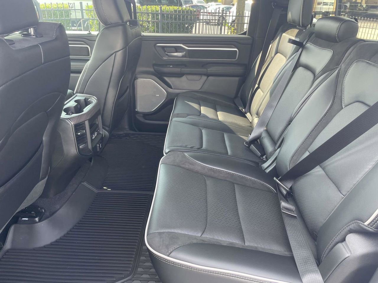 New 2026 RAM 1500 Laramie AWD/4WD image 30