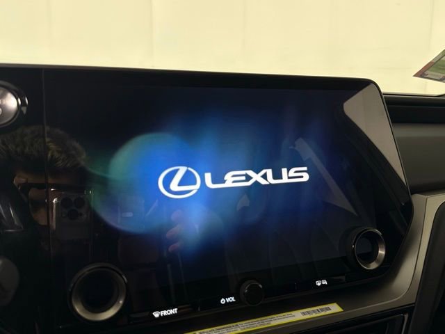 New 2026 Lexus TX 500h AWD image 22