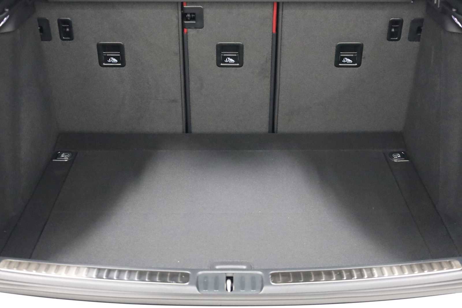 New 2026 Porsche Macan GTS image 48