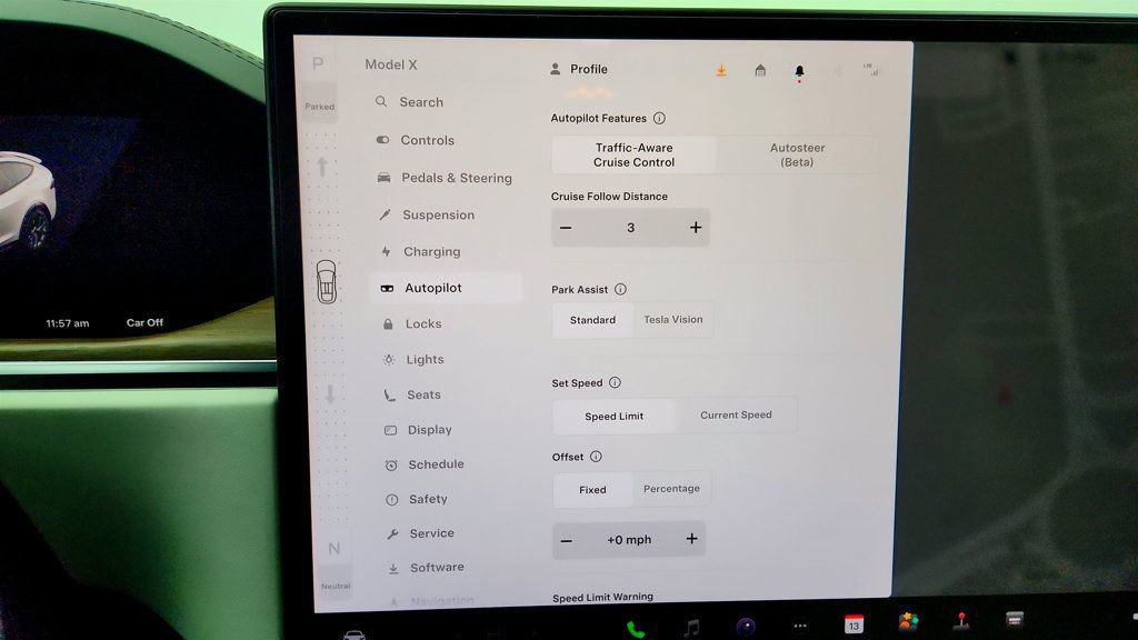 Used 2022 Tesla Model X image 19