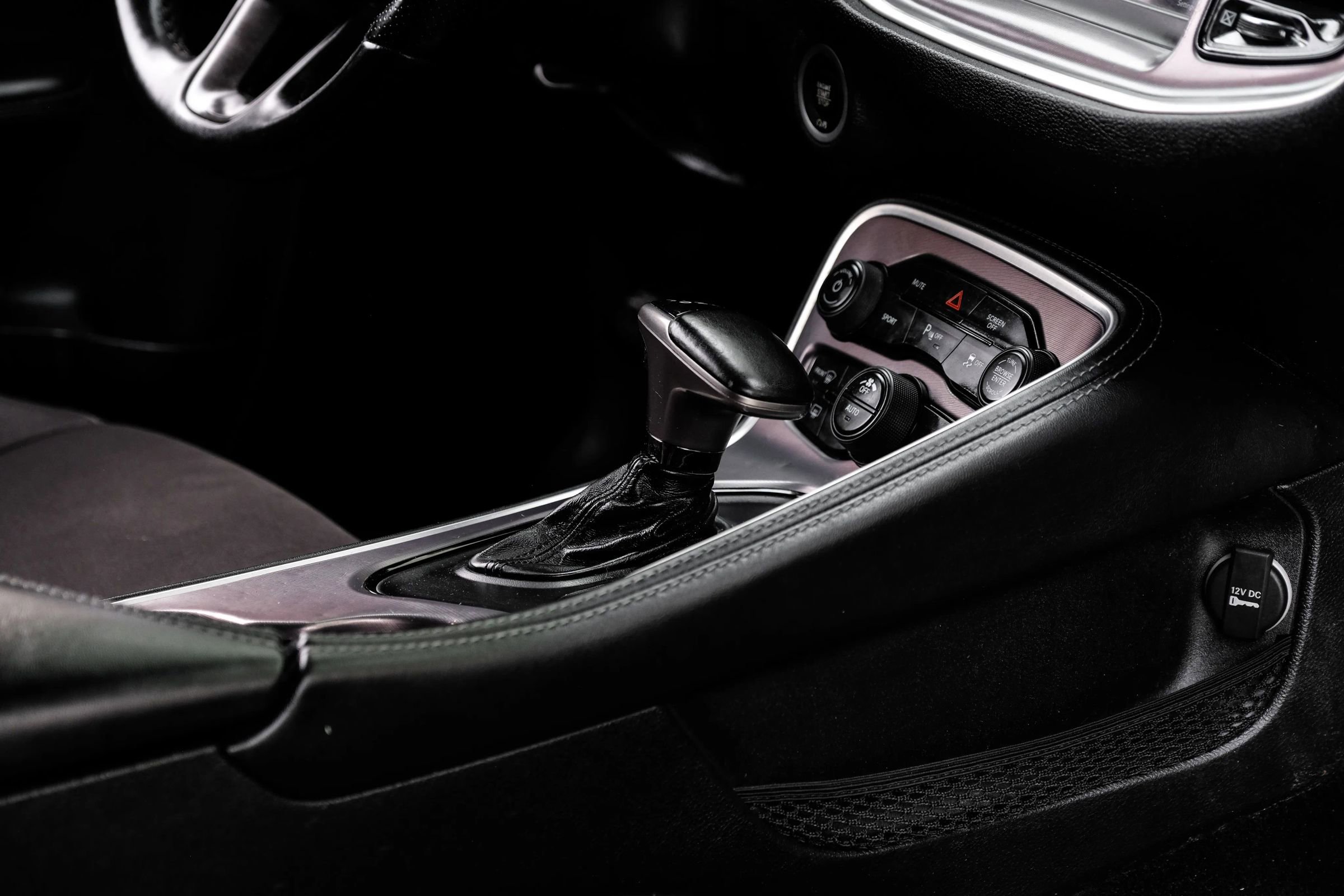 Used 2021 Dodge Challenger R/T RWD image 29