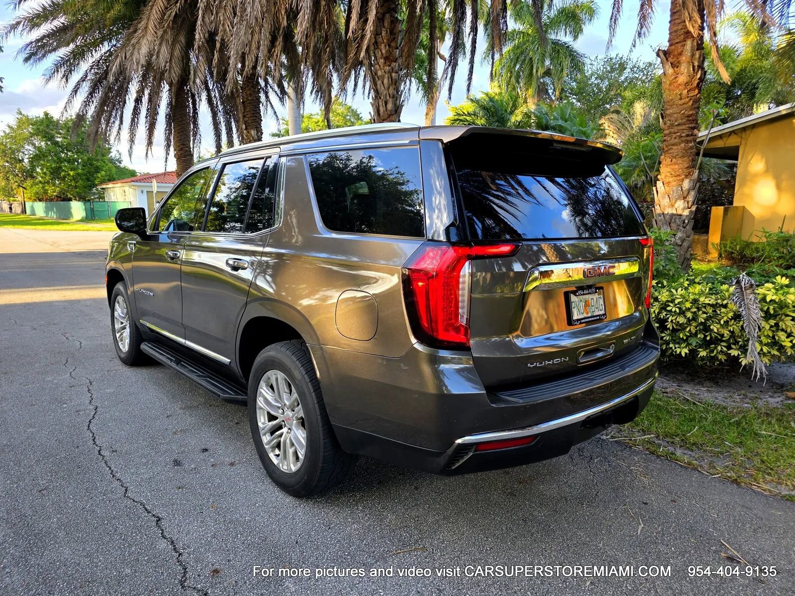 Used 2021 GMC Yukon SLT RWD image 7