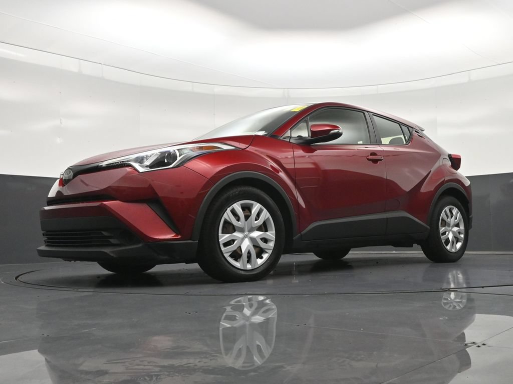 Used 2019 Toyota C-HR LE FWD image 23