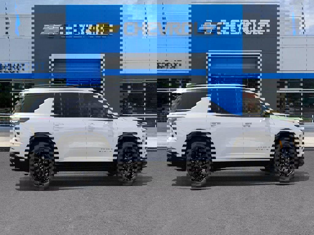 New 2026 Chevrolet Traverse RS w/ LPO, Floor Liner Package image 5