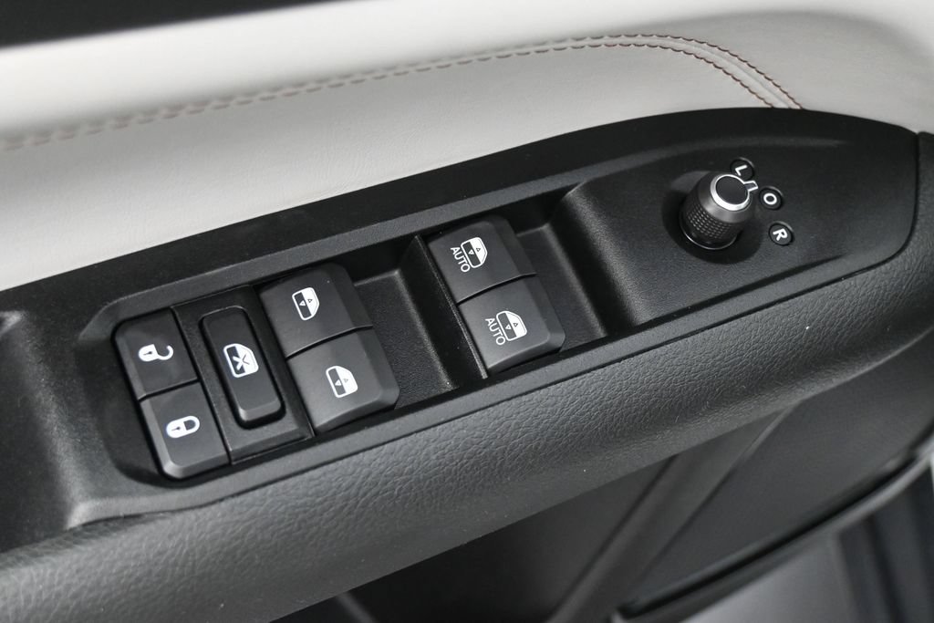 Used 2022 Jeep Compass Limited AWD/4WD image 4