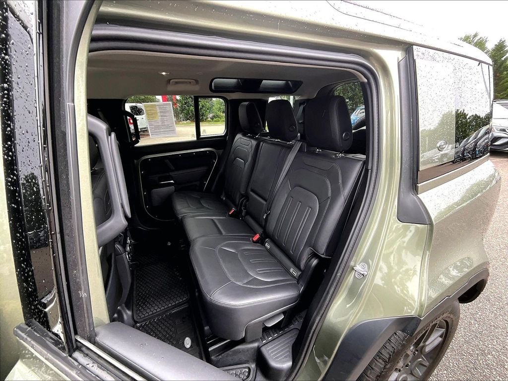 Used 2020 Land Rover Defender 110 S AWD/4WD image 15