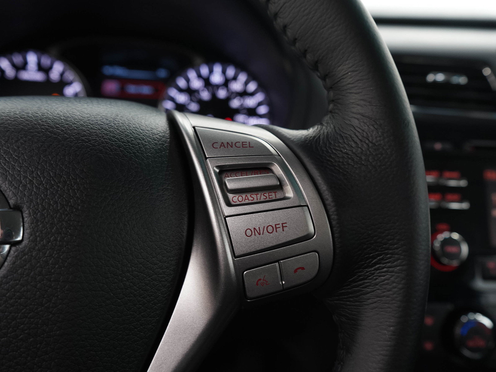 Used 2013 Nissan Altima 2.5 SV FWD image 24