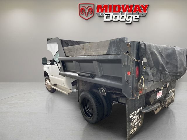 Used 2004 Ford F550 4x4 Regular Cab Super Duty image 5