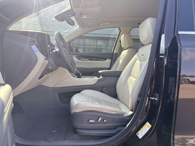 Used 2020 Cadillac XT6 Premium Luxury AWD/4WD image 9