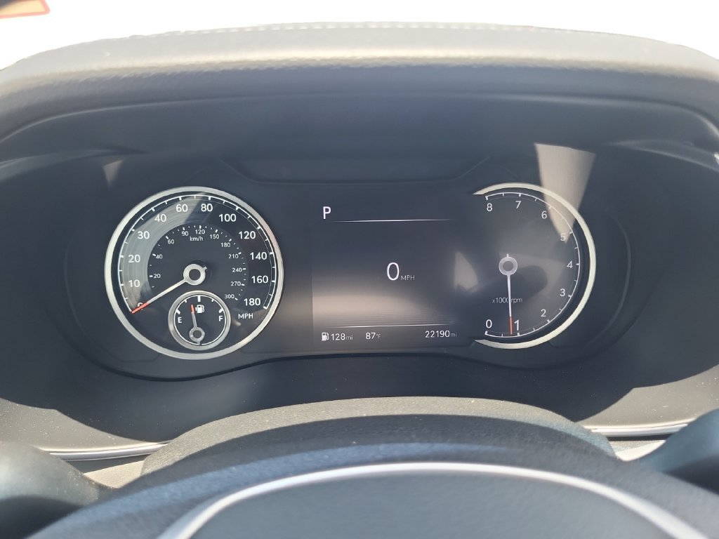 Used 2026 Genesis G70 2.5T RWD image 14