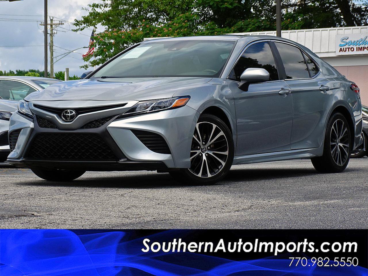 Used 2020 Toyota Camry SE FWD video 1