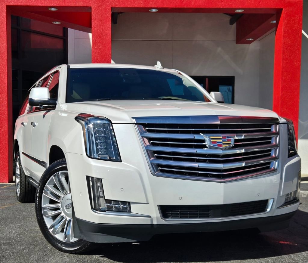 Used 2019 Cadillac Escalade ESV Platinum image 12