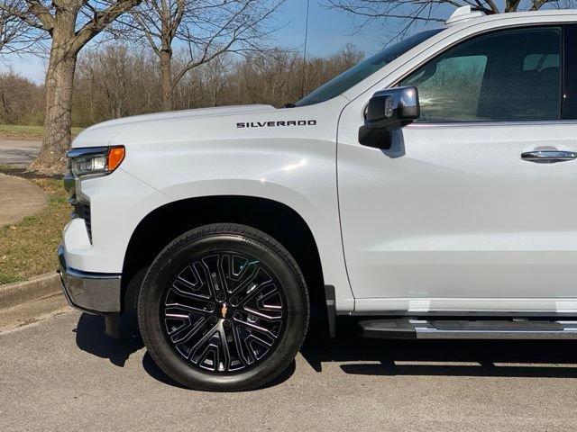 New 2026 Chevrolet Silverado 1500 LTZ w/ LPO, Dark Essentials Package AWD/4WD image 10