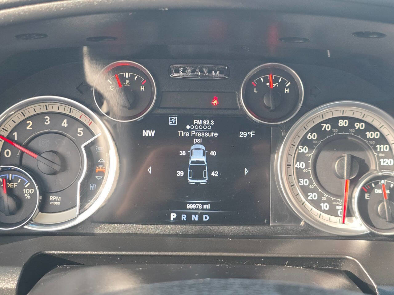 Used 2016 RAM 1500 Classic SLT w/ SLT Plus D￩cor Group image 17