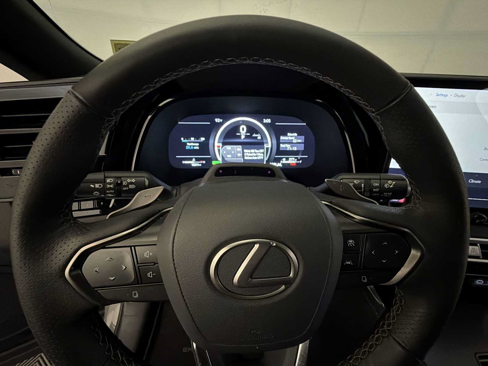 Used 2025 Lexus RX 500h F Sport AWD/4WD image 13
