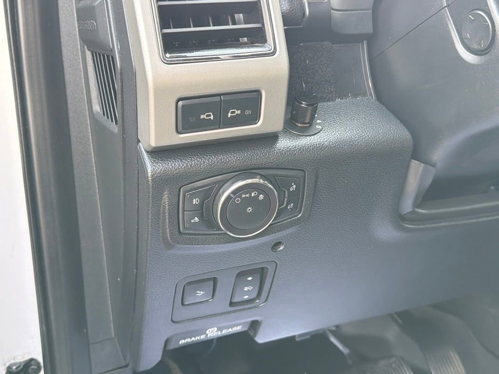 Used 2019 Ford F450 Lariat w/ Lariat Ultimate Package image 16