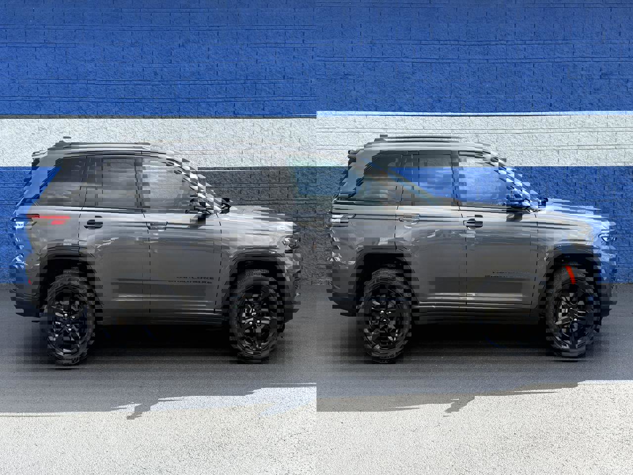 Used 2023 Jeep Grand Cherokee Altitude image 2