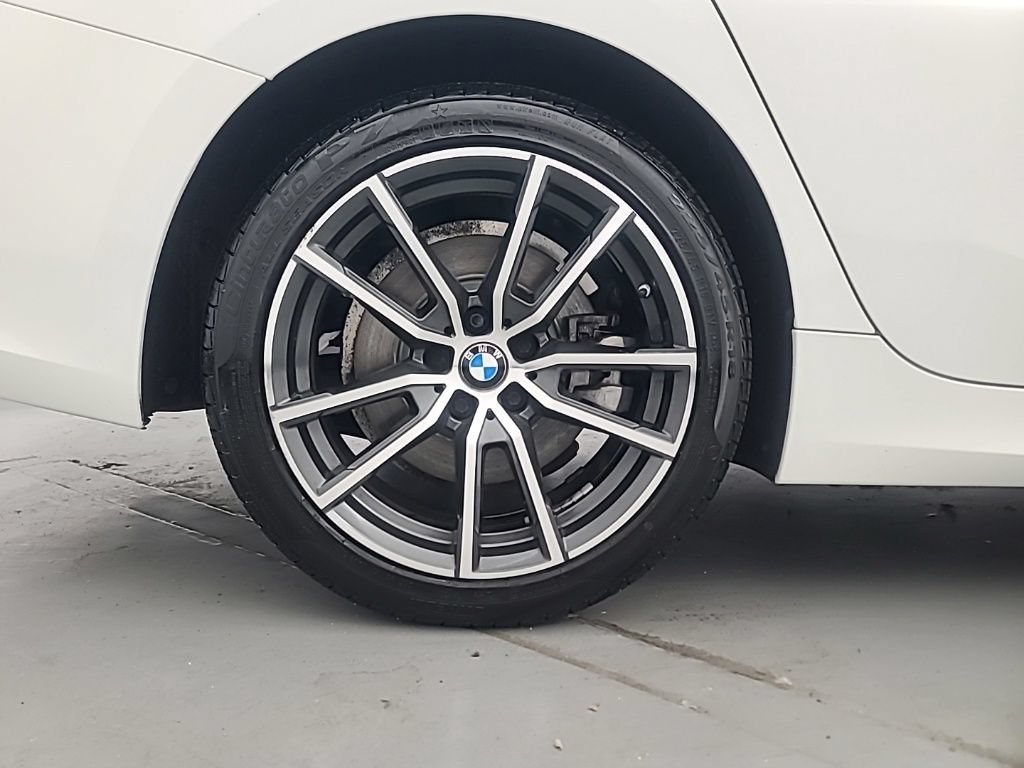 Used 2020 BMW 330i xDrive Sedan w/ Convenience Package AWD/4WD image 10