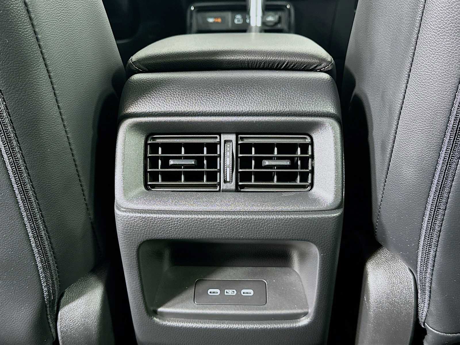 Used 2024 Honda CR-V EX-L image 23