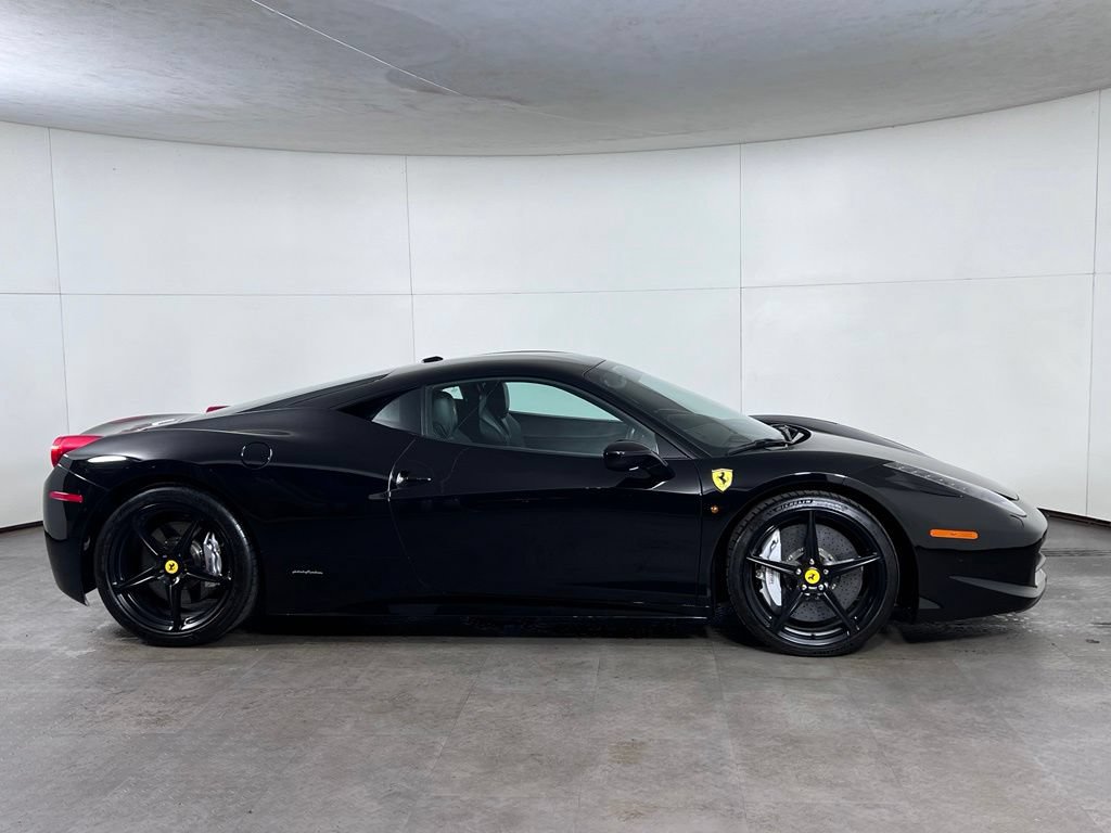 Used 2013 Ferrari 458 Italia Coupe RWD image 8