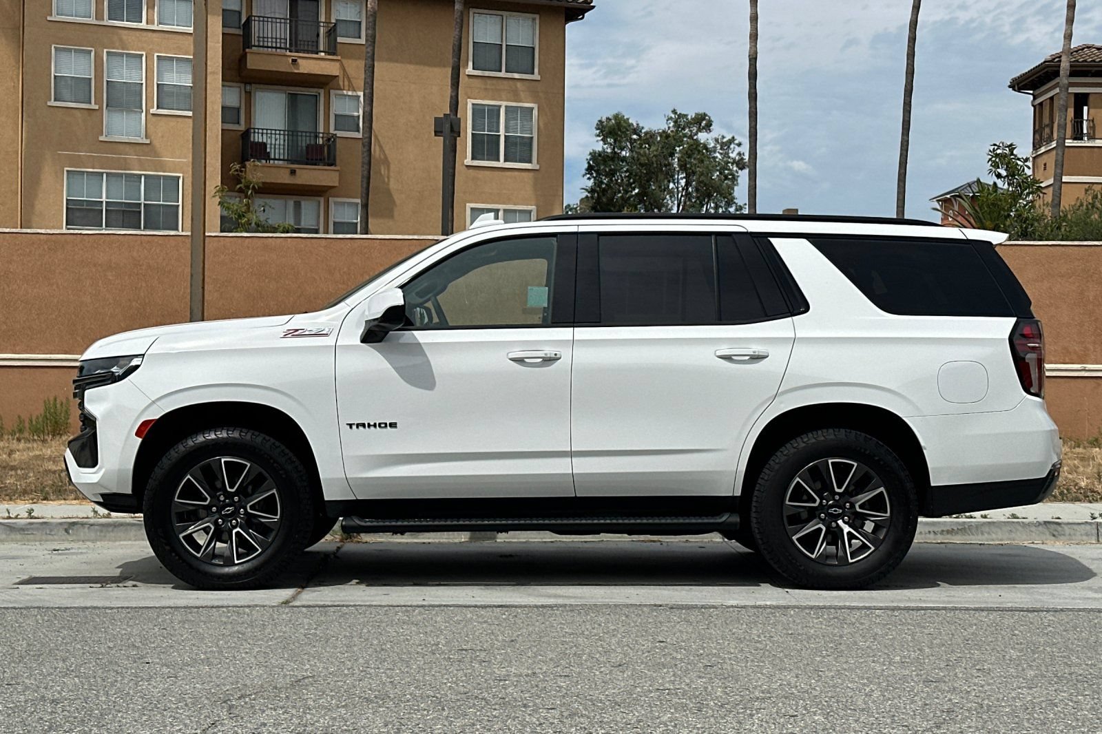Used 2021 Chevrolet Tahoe Z71 AWD/4WD image 7