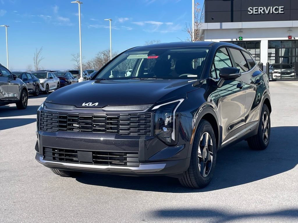 New 2026 Kia Sportage LX w/ LX Convenience Package FWD image 3