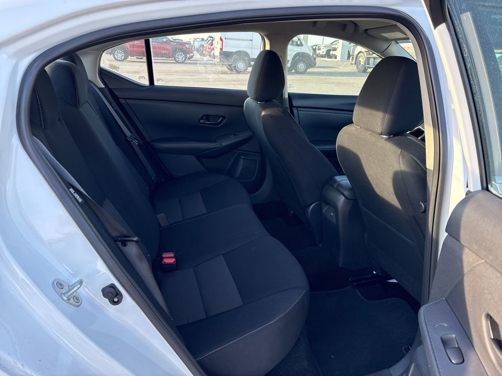 Used 2024 Nissan Sentra SV FWD image 15
