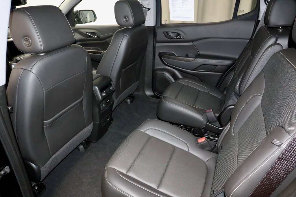 Used 2023 GMC Acadia SLT w/ LPO, Floor Liner Package image 23