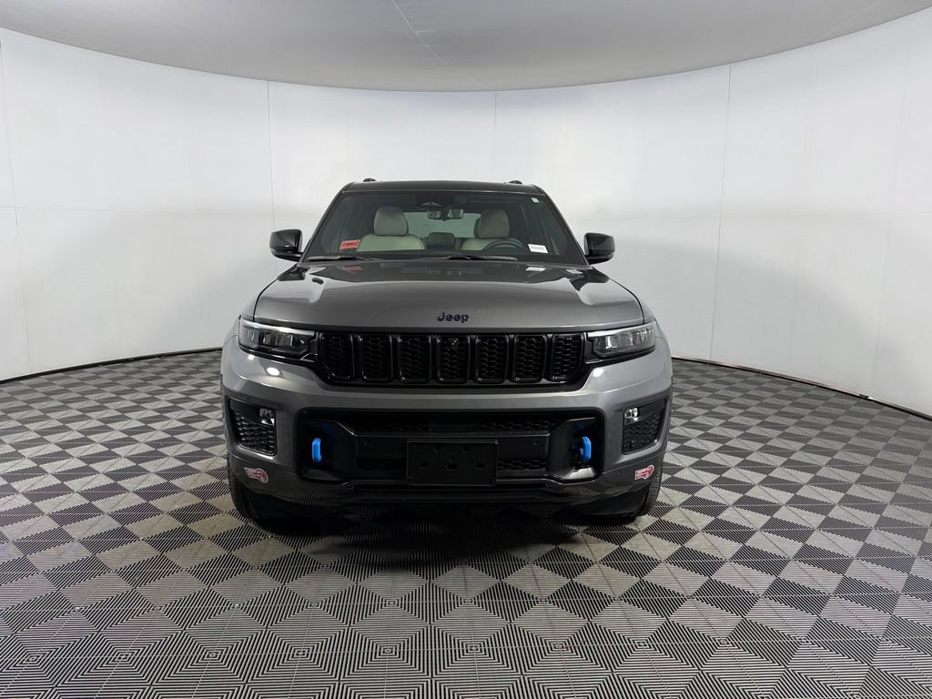 Used 2024 Jeep Grand Cherokee Limited 4xe AWD/4WD video 3