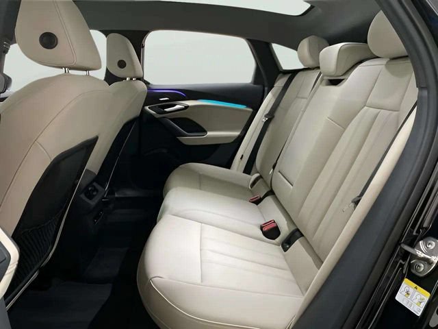 Used 2025 Audi A6 e-tron Premium Plus w/ Premium Plus RWD image 61