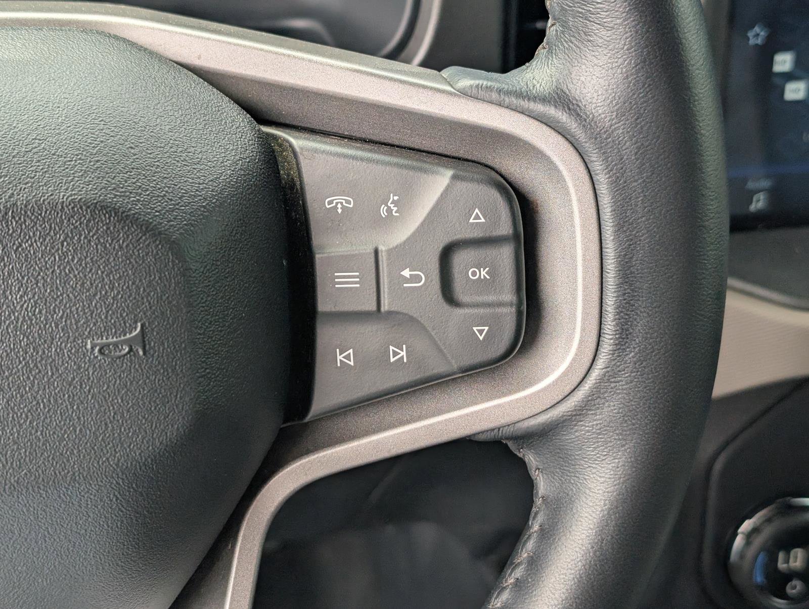 Used 2024 Ford Bronco Wildtrak image 25