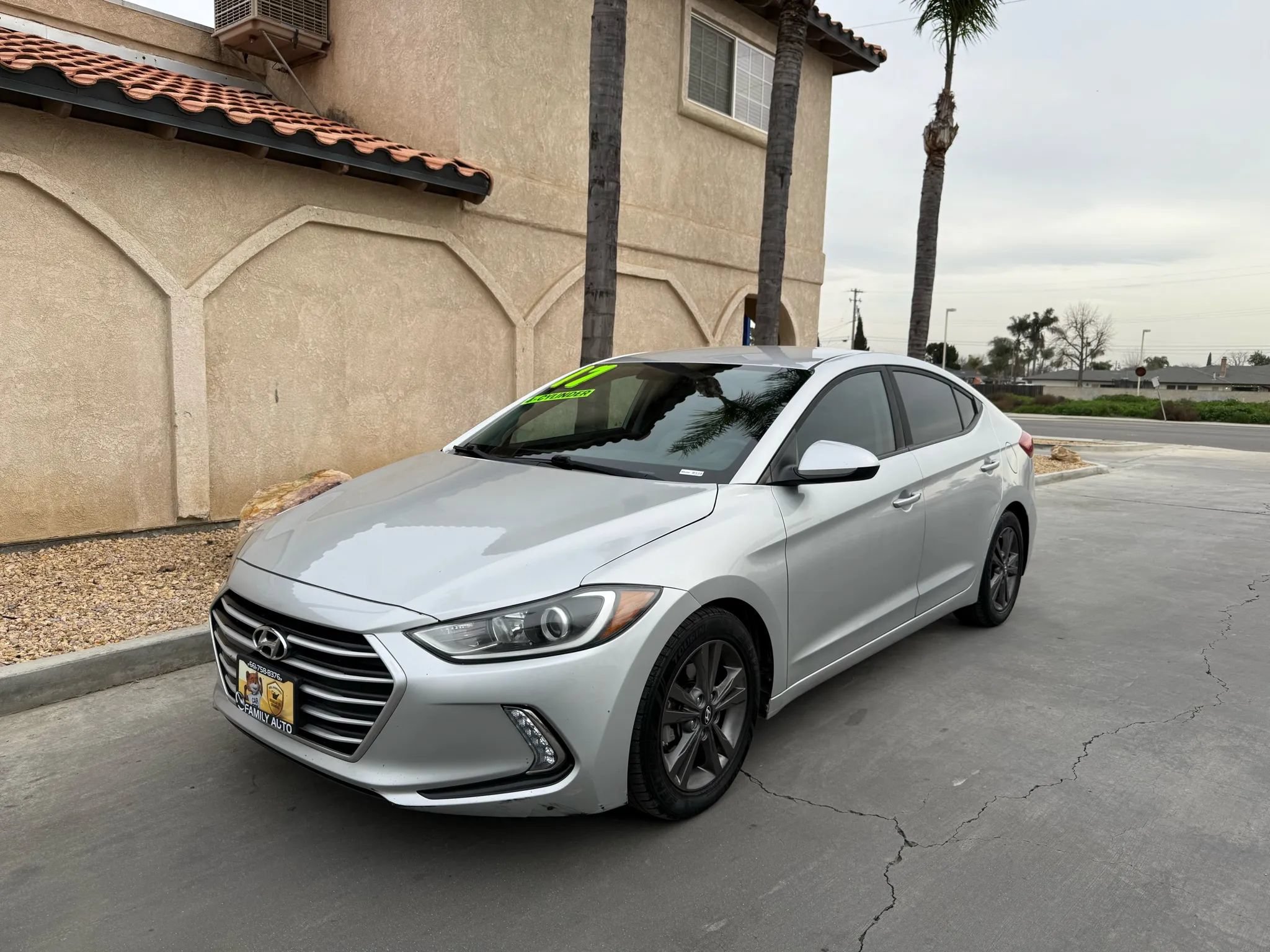 Used 2017 Hyundai Elantra SE w/ SE A/T Tech Package 03