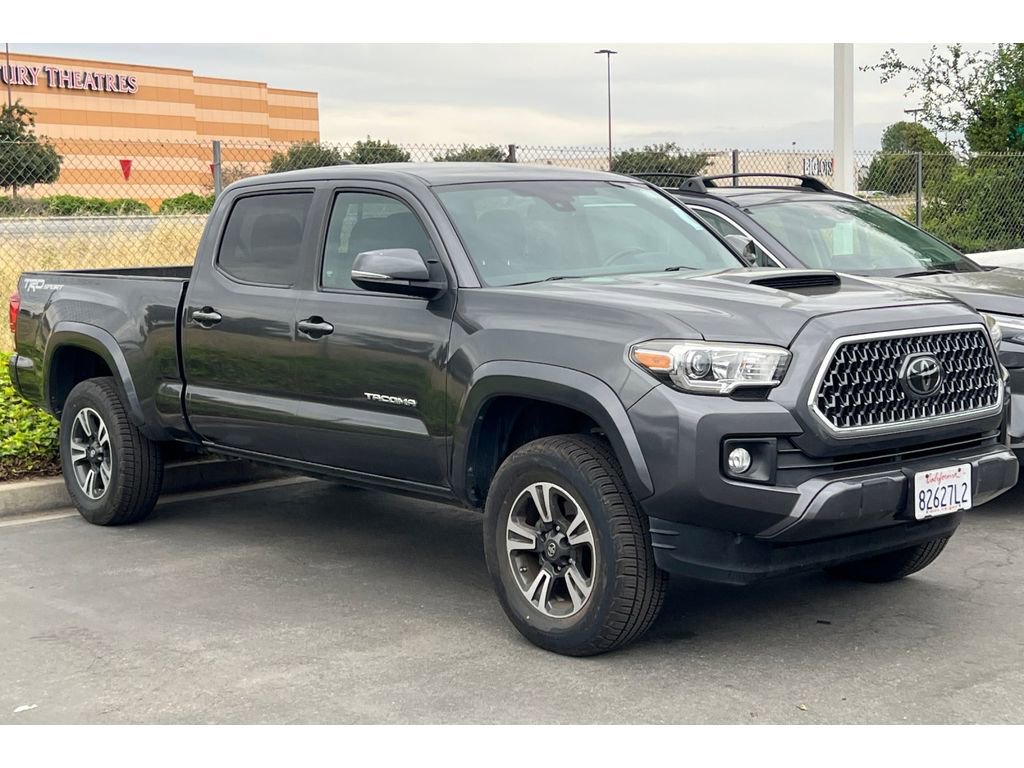 Used 2018 Toyota Tacoma TRD Sport w/ Technology Package image 2