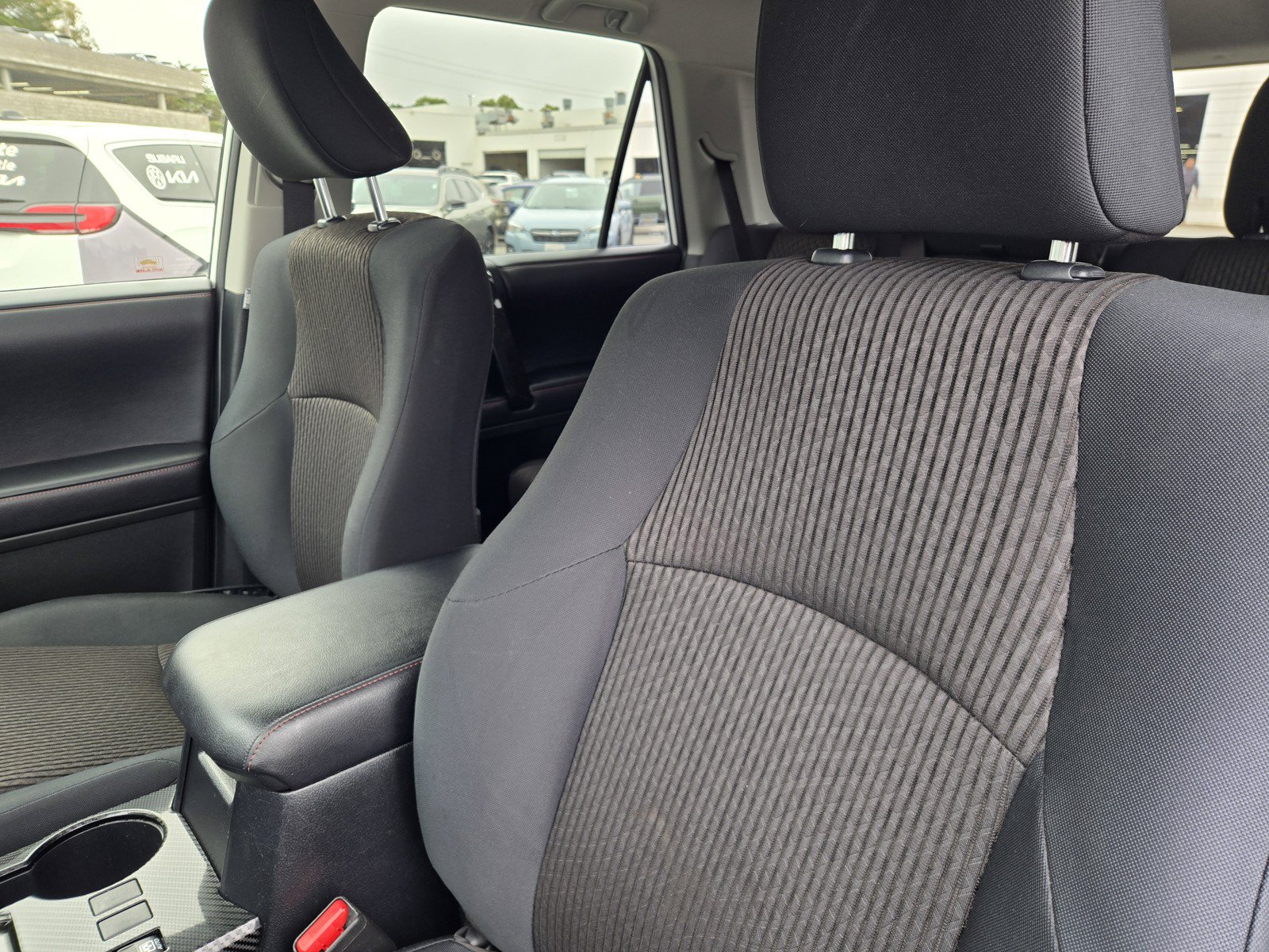 Used 2018 Toyota 4Runner TRD Off-Road AWD/4WD image 15