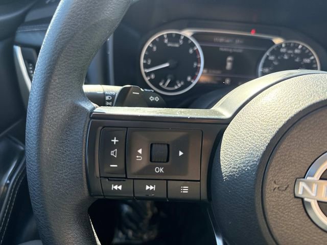 Used 2024 Nissan Rogue SV AWD/4WD image 30