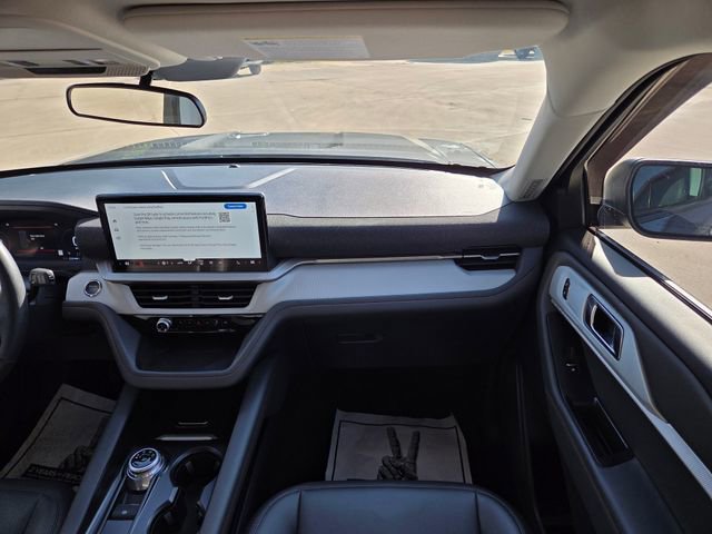 Used 2025 Ford Explorer Active w/ Active Comfort Package image 20