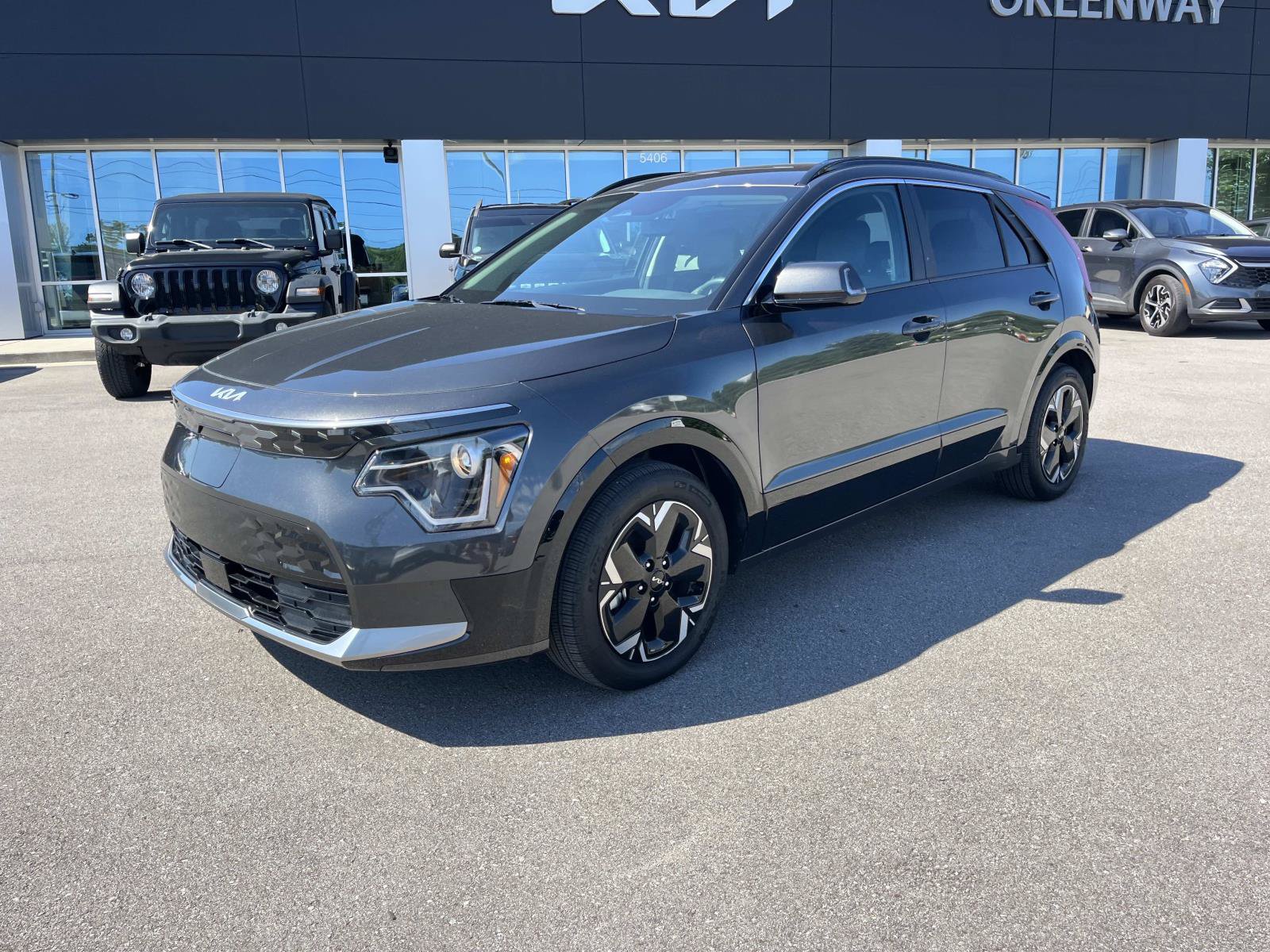 Used 2024 Kia Niro Wind FWD image 7