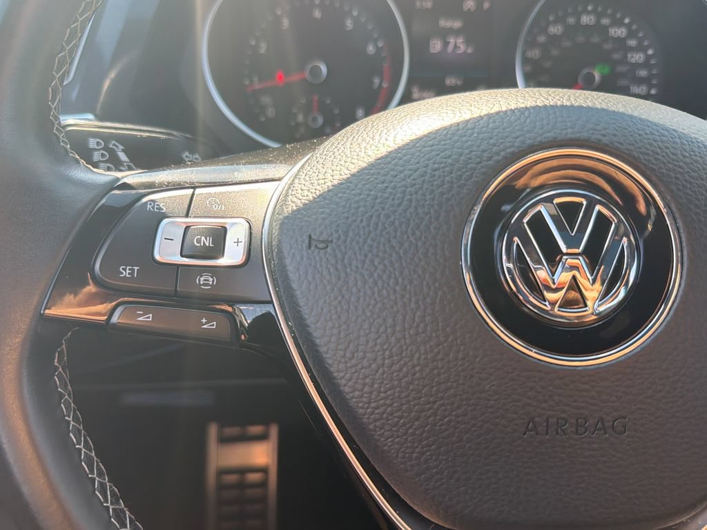 Certified 2020 Volkswagen Tiguan SE R-Line AWD/4WD image 13