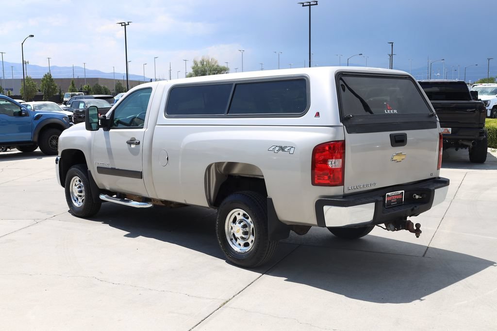 Used 2007 Chevrolet Silverado 2500 LT w/ 1LT Convenience Package AWD/4WD image 4