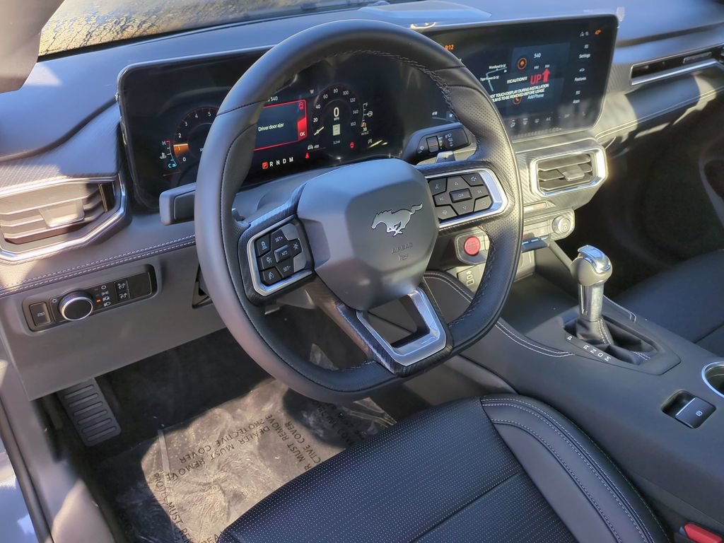 Used 2025 Ford Mustang GT Premium RWD image 19