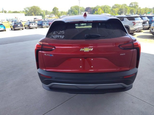 New 2025 Chevrolet Blazer EV LT image 8