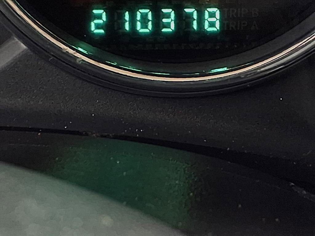 Used 2011 Jeep Wrangler Unlimited Sport image 28