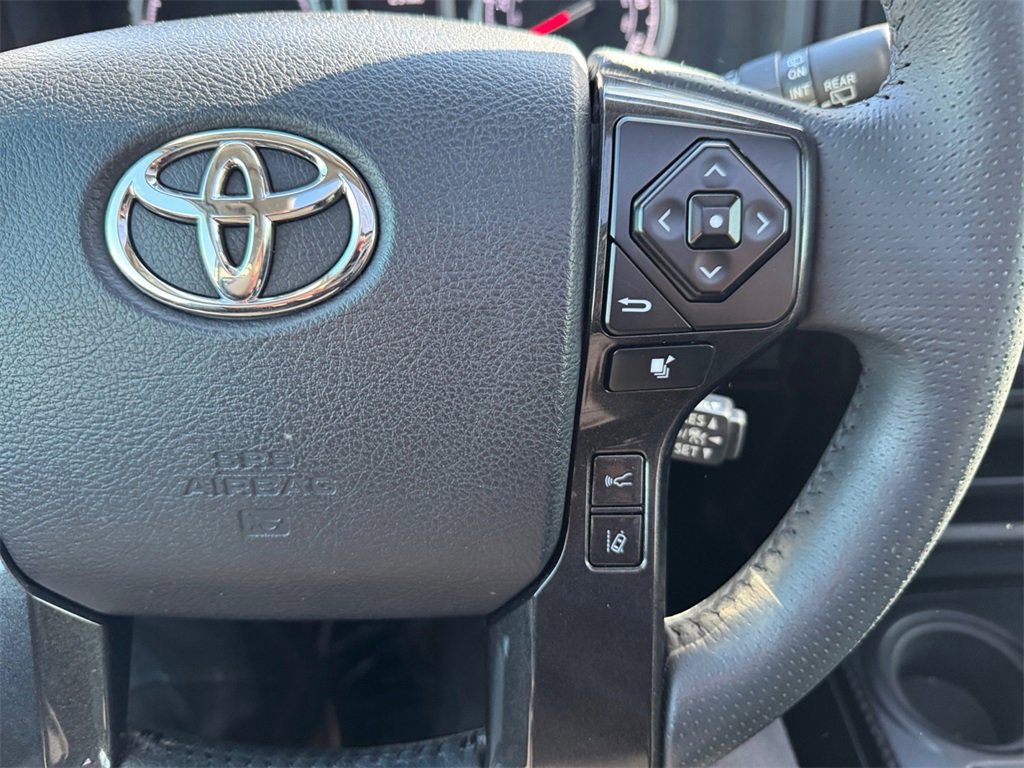 Used 2022 Toyota 4Runner TRD Off-Road Premium image 30