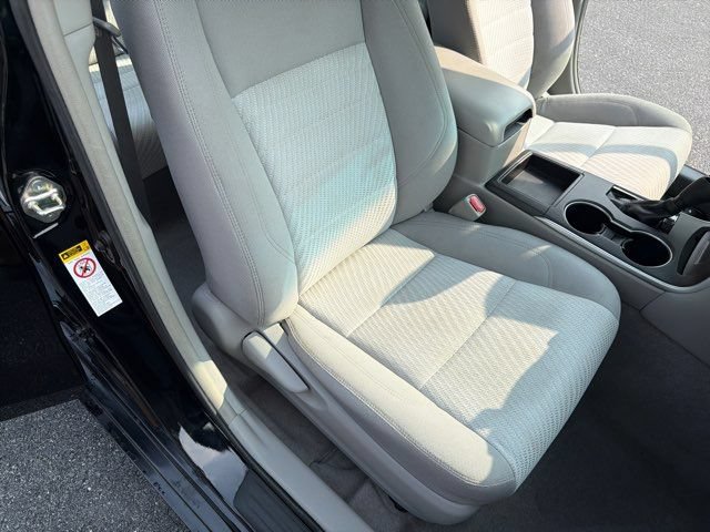 Used 2017 Toyota Camry LE FWD image 26