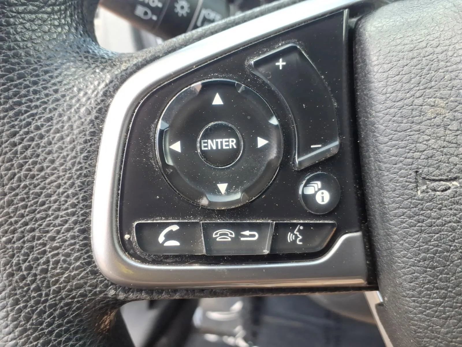 Used 2020 Honda CR-V EX image 28