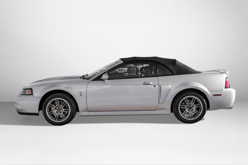 Used 2003 Ford Mustang Cobra image 9